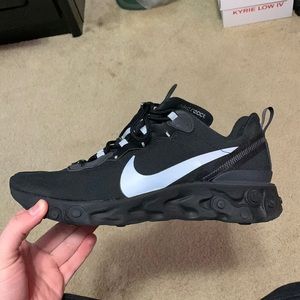 nike react 9/10 condition sz 9.5